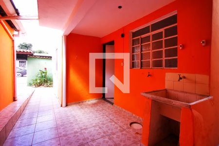 Casa à venda com 283m², 2 quartos e 3 vagasÁrea de serviço 