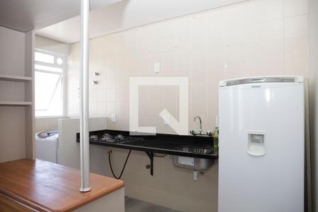 Cozinha + Área de Serviço de apartamento à venda com 1 quarto, 31m² em Cidade Baixa, Porto Alegre