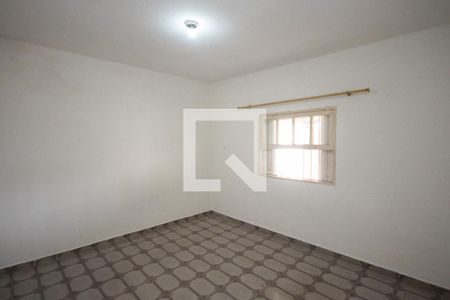 Quarto de casa para alugar com 1 quarto, 50m² em Parque São Rafael, São Paulo