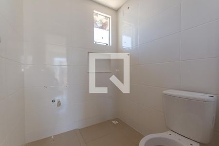 Casa para alugar com 72m², 2 quartos e 1 vaga Casa para alugar com 72m², 2 quartos e 1 vagaBanheiro