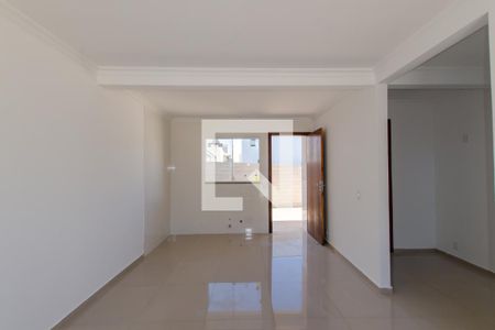 Sala e cozinha de casa para alugar com 2 quartos, 72m² em Campeche, Florianópolis