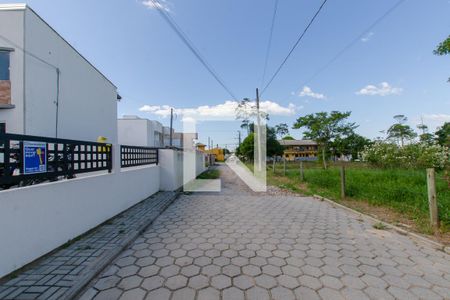 Casa para alugar com 72m², 2 quartos e 1 vaga Casa para alugar com 72m², 2 quartos e 1 vagaVista da rua