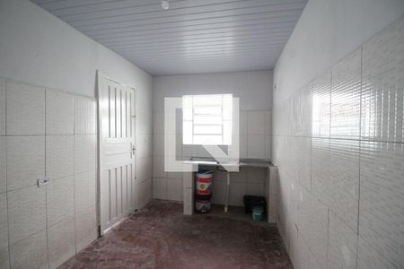 Casa para alugar com 100m², 2 quartos e 2 vagasCozinha