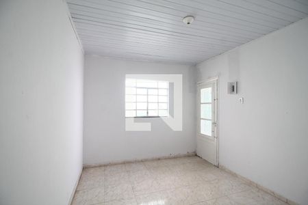Sala    de casa para alugar com 2 quartos, 100m² em Jardim Ponte Rasa, São Paulo