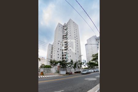 Apartamento à venda com 65m², 2 quartos e 1 vaga Apartamento à venda com 65m², 2 quartos e 1 vagaFachada