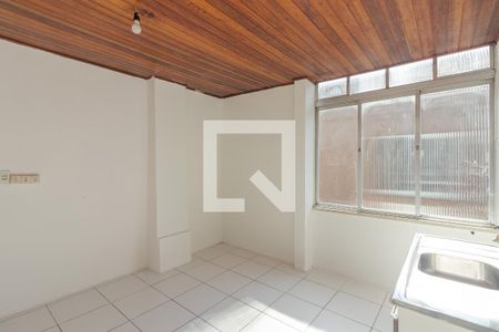 Apartamento à venda com 68m², 2 quartos e sem vaga Apartamento à venda com 68m², 2 quartos e sem vagaCozinha e Área de Serviço