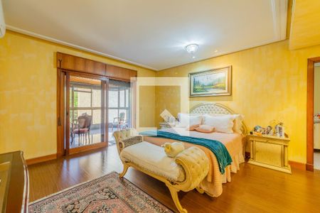 Apartamento à venda com 776m², 5 quartos e 5 vagas Apartamento à venda com 776m², 5 quartos e 5 vagasSuíte