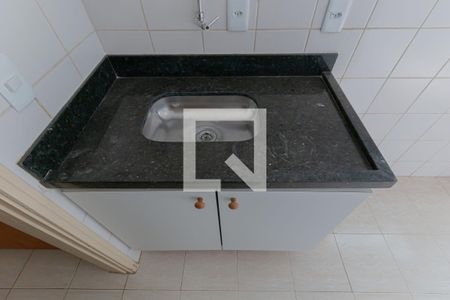 cozinha de apartamento para alugar com 1 quarto, 48m² em Centro, Campinas