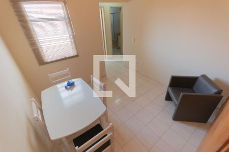sala de apartamento para alugar com 1 quarto, 48m² em Centro, Campinas