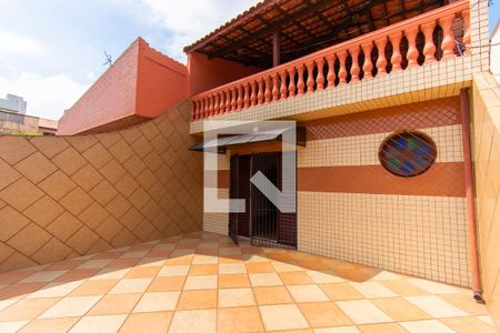 Casa para alugar com 148m², 3 quartos e 2 vagas Casa para alugar com 148m², 3 quartos e 2 vagasVaranda da Suíte 1