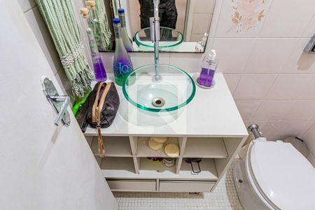 Lavabo de casa à venda com 3 quartos, 150m² em Rio Pequeno, São Paulo