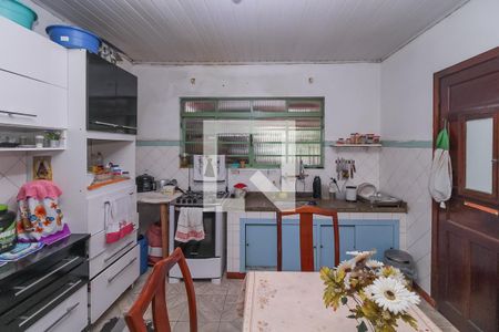 Casa para alugar com 100m², 2 quartos e 5 vagasCozinha