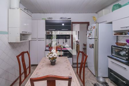 Casa para alugar com 100m², 2 quartos e 5 vagasCozinha