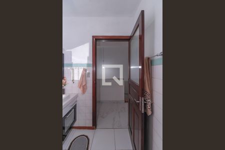 Casa para alugar com 100m², 2 quartos e 5 vagasBanheiro