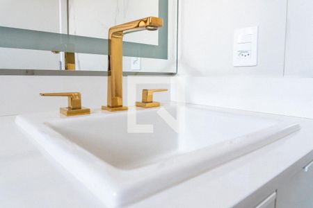 Apartamento à venda com 74m², 2 quartos e 1 vaga Apartamento à venda com 74m², 2 quartos e 1 vagaBanheiro da Suíte 2 Detalhe