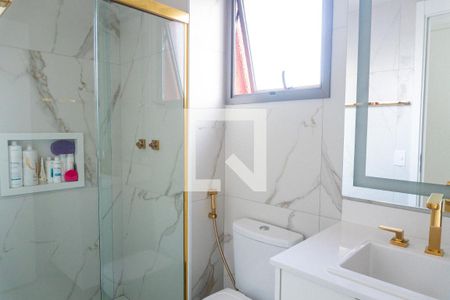 Apartamento à venda com 74m², 2 quartos e 1 vaga Apartamento à venda com 74m², 2 quartos e 1 vagaBanheiro da Suíte 1