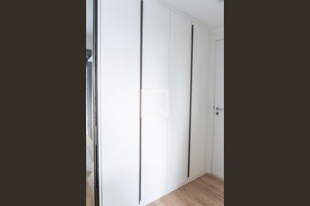 Apartamento à venda com 74m², 2 quartos e 1 vaga Apartamento à venda com 74m², 2 quartos e 1 vagaSuite 1 - Armários