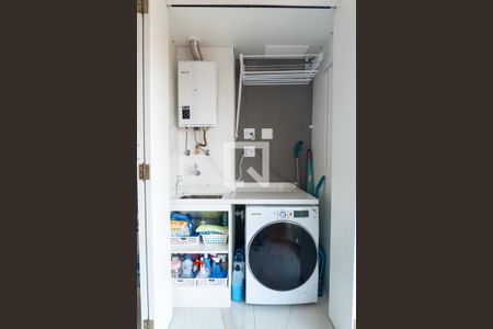 Apartamento à venda com 74m², 2 quartos e 1 vaga Apartamento à venda com 74m², 2 quartos e 1 vagaLavanderia