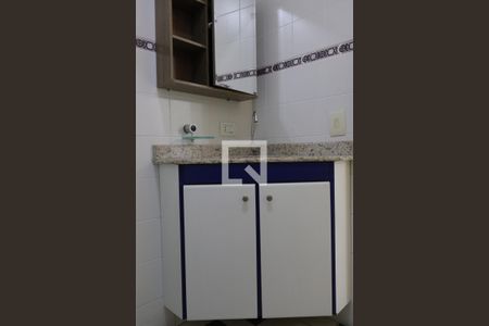Apartamento para alugar com 60m², 3 quartos e sem vagaBanheiro 