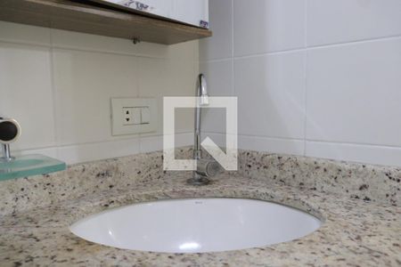 Apartamento para alugar com 60m², 3 quartos e sem vagaBanheiro 