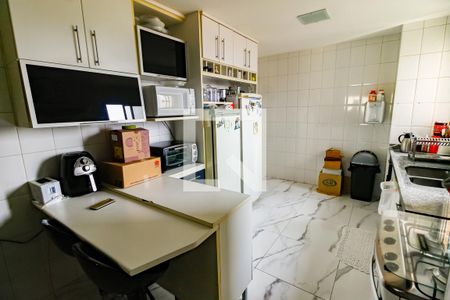 Cozinha - Armários de apartamento à venda com 3 quartos, 145m² em Vila Sonia, São Paulo