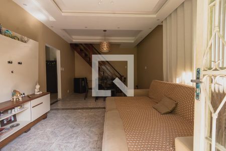 Sala de casa para alugar com 3 quartos, 140m² em Engenho do Porto, Duque de Caxias