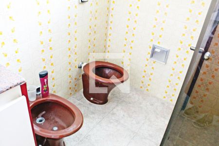 Casa para alugar com 218m², 3 quartos e 2 vagasBanheiro