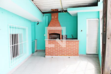 Casa para alugar com 218m², 3 quartos e 2 vagasÁrea comum - Churrasqueira