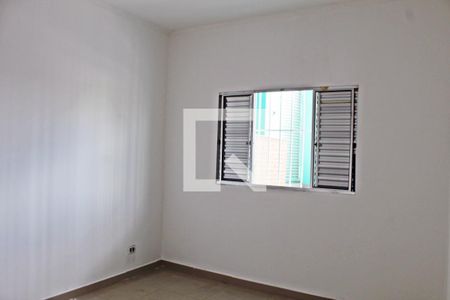Casa para alugar com 218m², 3 quartos e 2 vagasQuarto 3