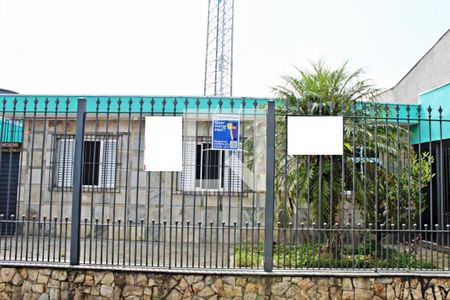 Casa para alugar com 218m², 3 quartos e 2 vagasFachada com plaquinha