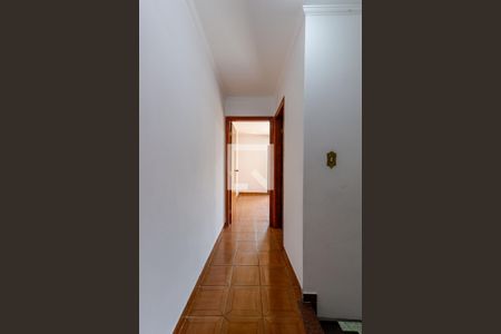 Corredor Quartos de casa para alugar com 2 quartos, 90m² em Vila Nilo, São Paulo