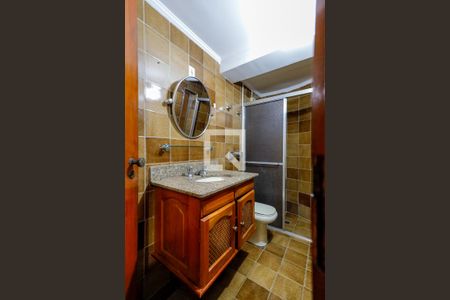 Banheiro Térreo de casa à venda com 2 quartos, 90m² em Vila Nilo, São Paulo