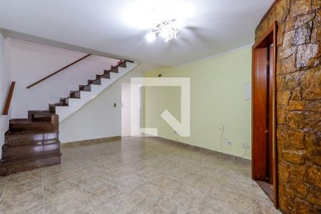 Sala de casa à venda com 2 quartos, 90m² em Vila Nilo, São Paulo