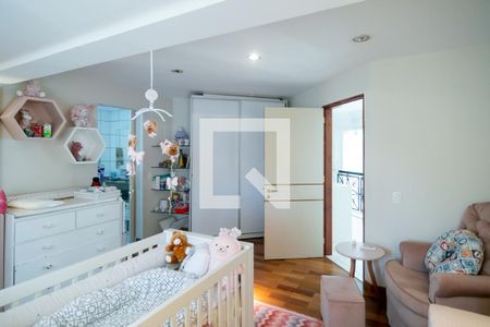 Casa à venda com 950m², 5 quartos e 5 vagasSuíte 2 