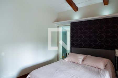 Casa à venda com 950m², 5 quartos e 5 vagasSuíte 4