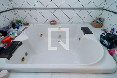 Casa à venda com 950m², 5 quartos e 5 vagasBanheiro Suíte 5 - Master