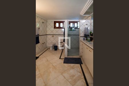 Casa à venda com 950m², 5 quartos e 5 vagasBanheiro Suíte 5 - Master