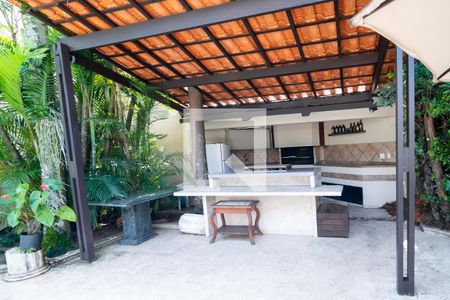 Casa à venda com 950m², 5 quartos e 5 vagasPiscina - Churrasqueira 