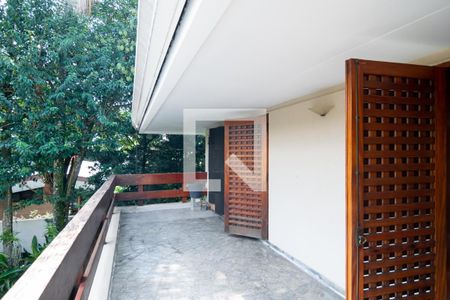 Casa à venda com 950m², 5 quartos e 5 vagasVaranda Suíte 3 e 4