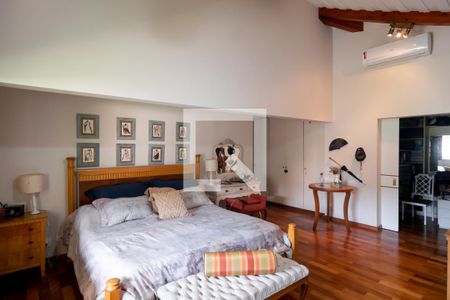 Casa à venda com 950m², 5 quartos e 5 vagasSuíte 5 - Master