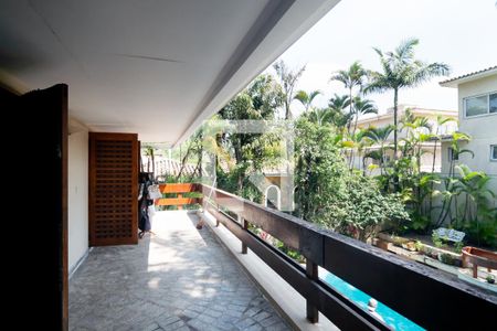 Casa à venda com 950m², 5 quartos e 5 vagasVaranda Suíte 3 e 4