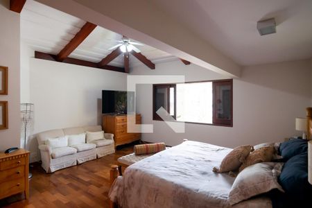 Casa à venda com 950m², 5 quartos e 5 vagasSuíte 5 - Master