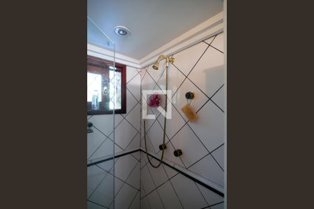 Casa à venda com 950m², 5 quartos e 5 vagasBanheiro Suíte 5 - Master