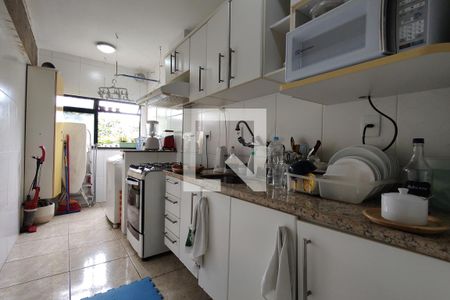 Apartamento à venda com 70m², 2 quartos e 1 vaga Apartamento à venda com 70m², 2 quartos e 1 vagaCozinha - Armários