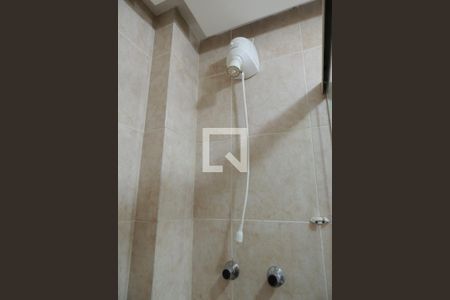 Apartamento à venda com 70m², 2 quartos e 1 vaga Apartamento à venda com 70m², 2 quartos e 1 vagaBanheiro Social