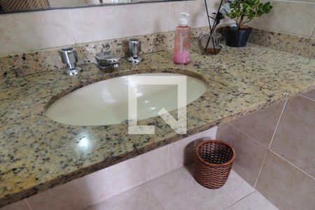 Apartamento à venda com 70m², 2 quartos e 1 vagaBanheiro da Suíte 