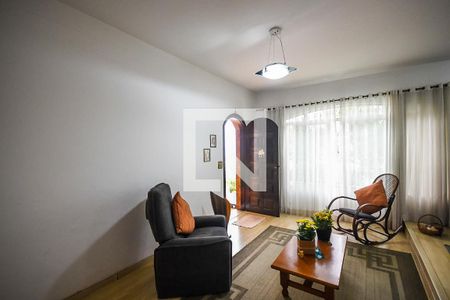 Sala de casa à venda com 3 quartos, 455m² em Vila das Oliveiras, Taboão da Serra