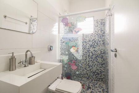 Casa à venda com 310m², 4 quartos e 4 vagas Casa à venda com 310m², 4 quartos e 4 vagasBanheiro Social