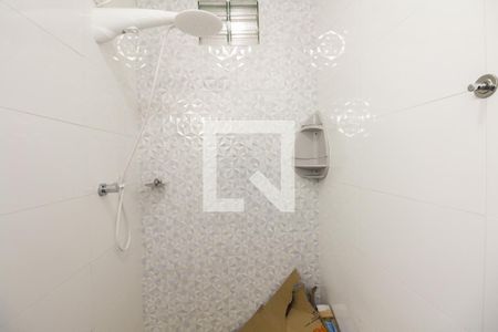 Casa à venda com 310m², 4 quartos e 4 vagas Casa à venda com 310m², 4 quartos e 4 vagasCasa 02 - Banheiro Social