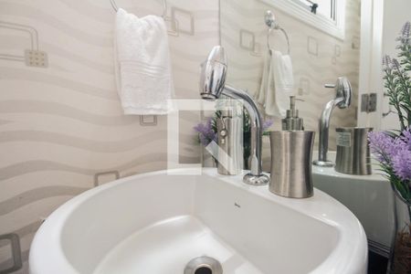 Casa à venda com 310m², 4 quartos e 4 vagas Casa à venda com 310m², 4 quartos e 4 vagasLavabo